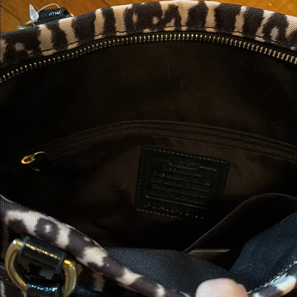COACH NWT Ocelot Leopard Print Canvas Tote Bag Zipper Top Black Beige F31901